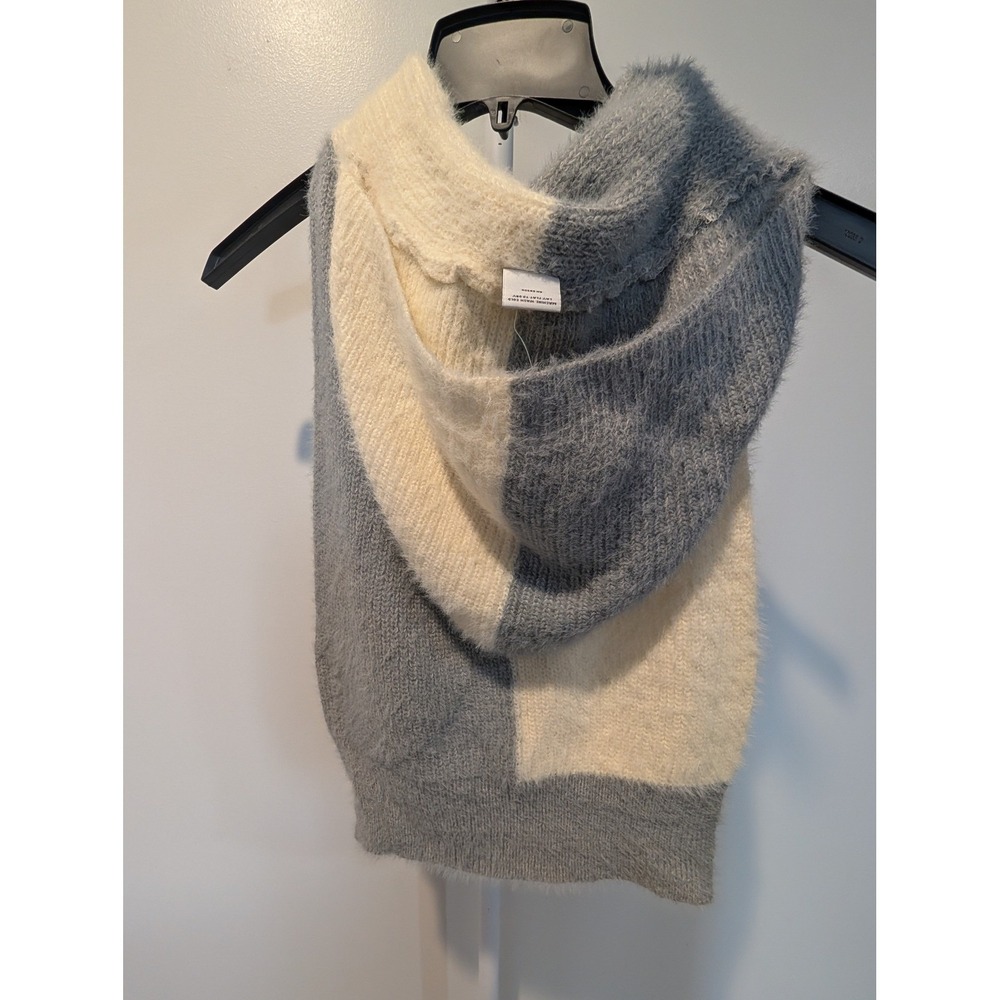 Anna & Ava Colorblock Plush Knit Hooded Scarf‎ Shawl Wrap Cream Grey - Picture 2 of 8